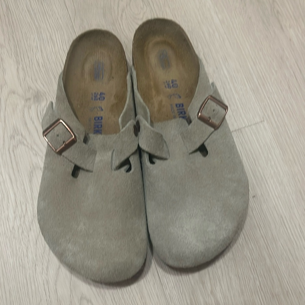 Birkenstock bostons taupe color